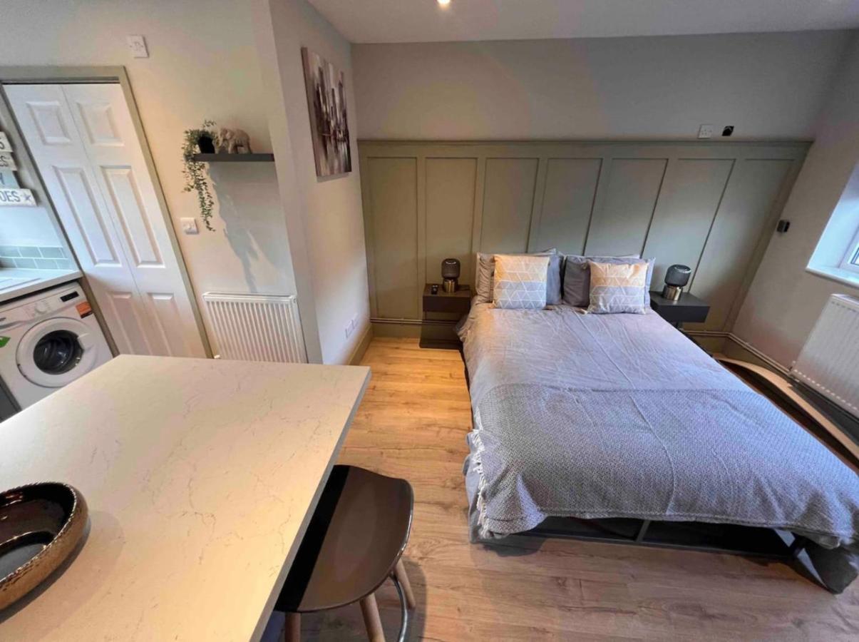 Seaview 1 Bed Open Condo - Free Parking Brighton Екстер'єр фото
