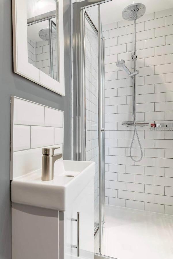 Seaview 1 Bed Open Condo - Free Parking Brighton Екстер'єр фото